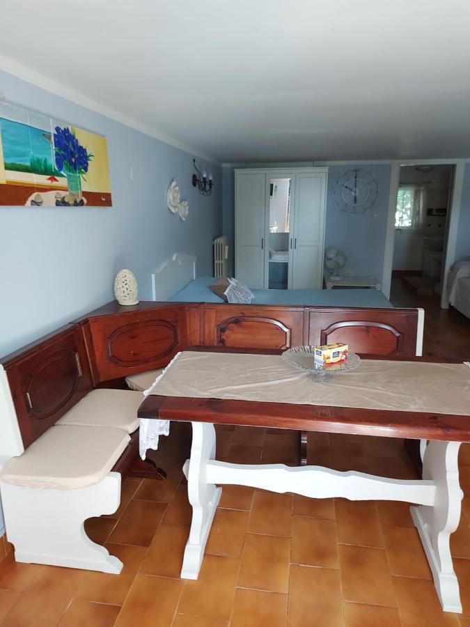 Casa Vacanza Fiori Di Maggio Pulsano Exterior foto